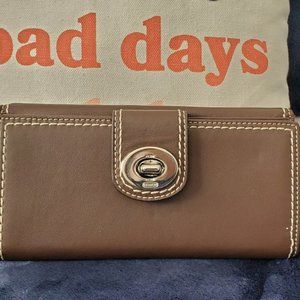 ITEM NO LONGER AVAILABLE; SOLD ON DIFFERENT PLATFORM